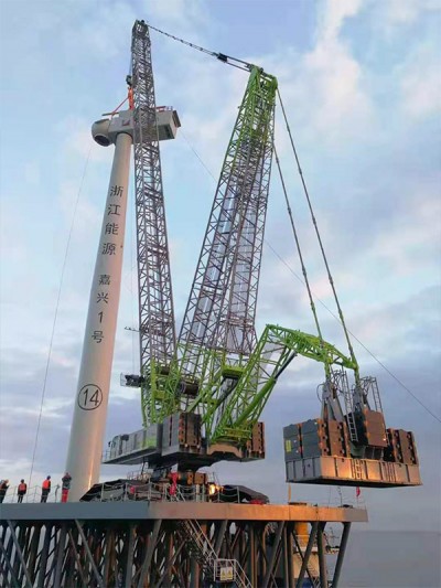 中聯(lián)1600噸海上風(fēng)電工況，風(fēng)機(jī)吊裝